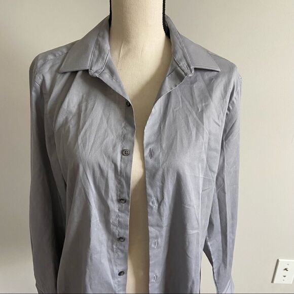 Men’s Van Heusen Gray Button Up Top - Picture 2 of 5